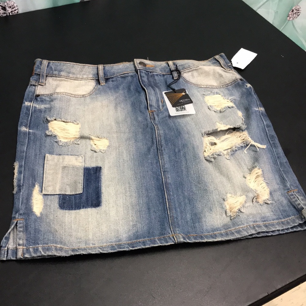 Denim skirt - Picture 1 of 9